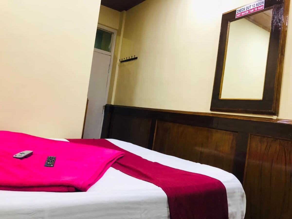 Hotel Mystique Inn Ooty Kültér fotó